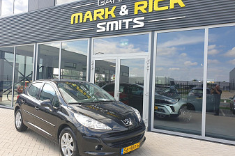 Peugeot 207 1.4 VTi XS